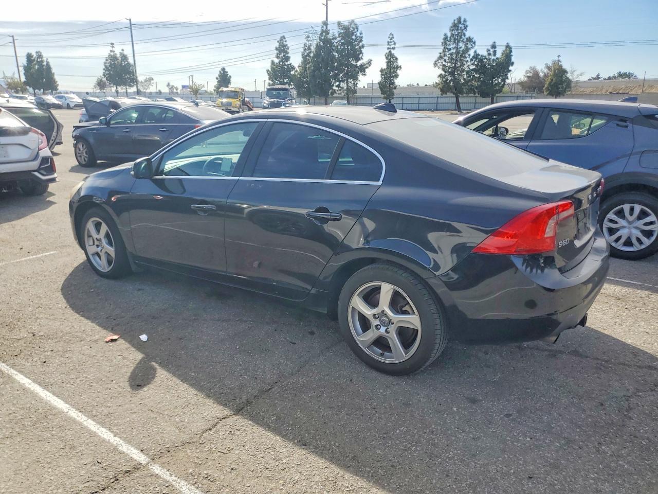 2012 VOLVO S60