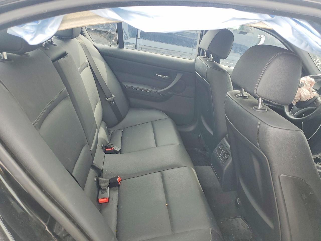 2010 BMW 3 SERIES