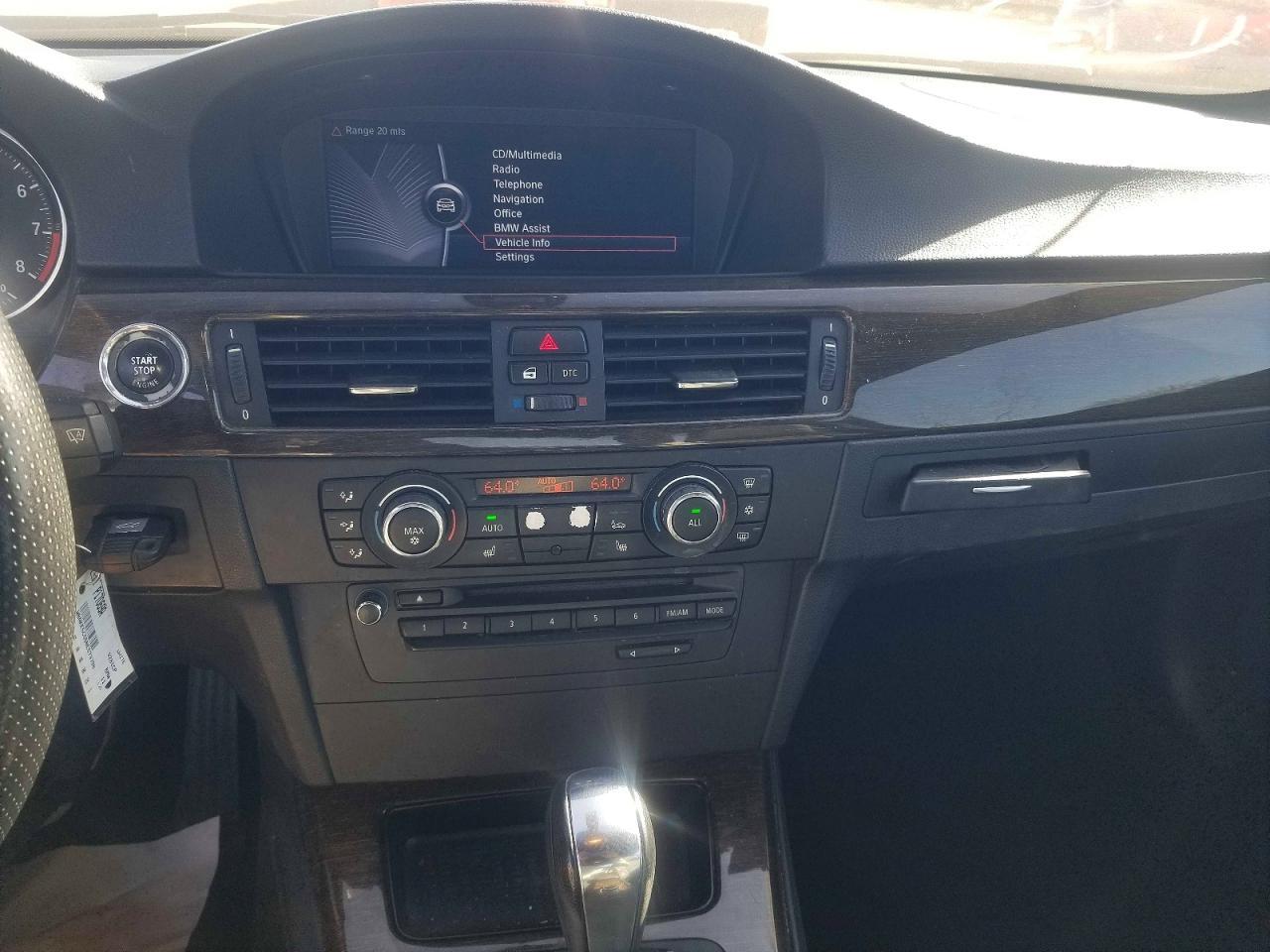 2011 BMW 3 SERIES