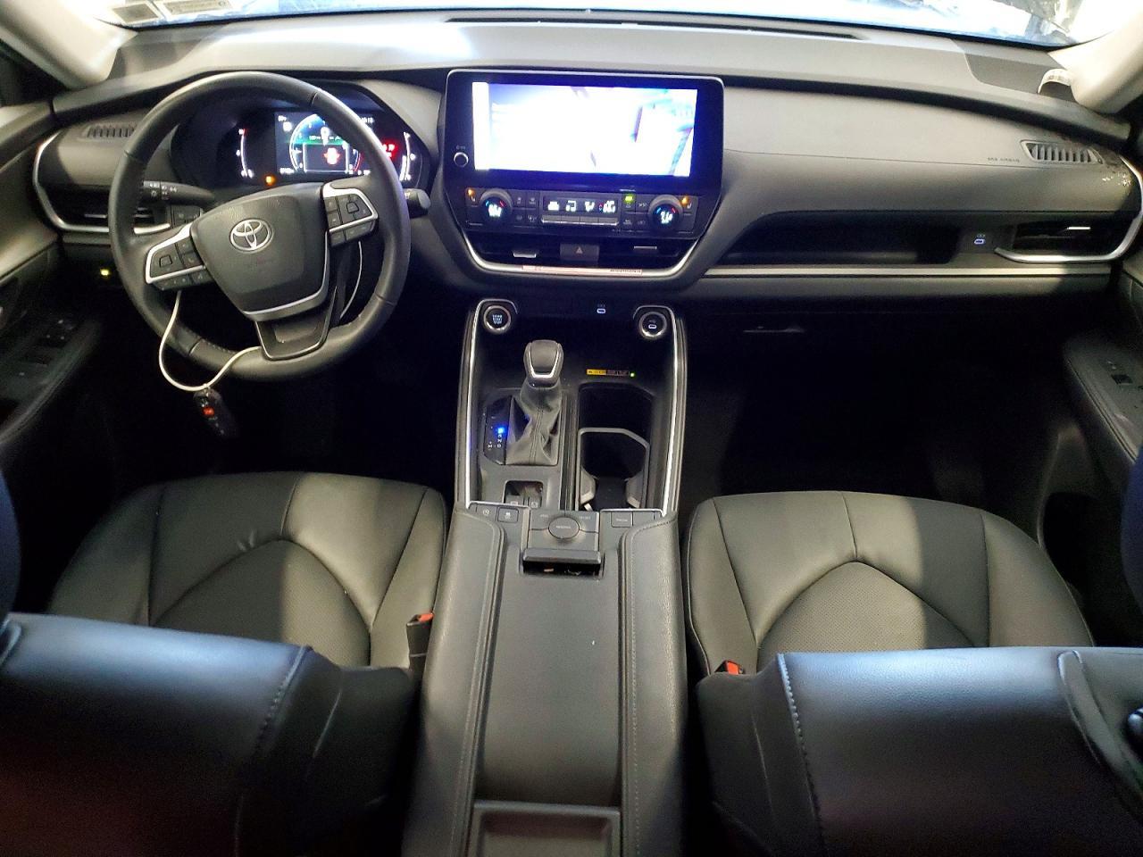 2025 TOYOTA HIGHLANDER