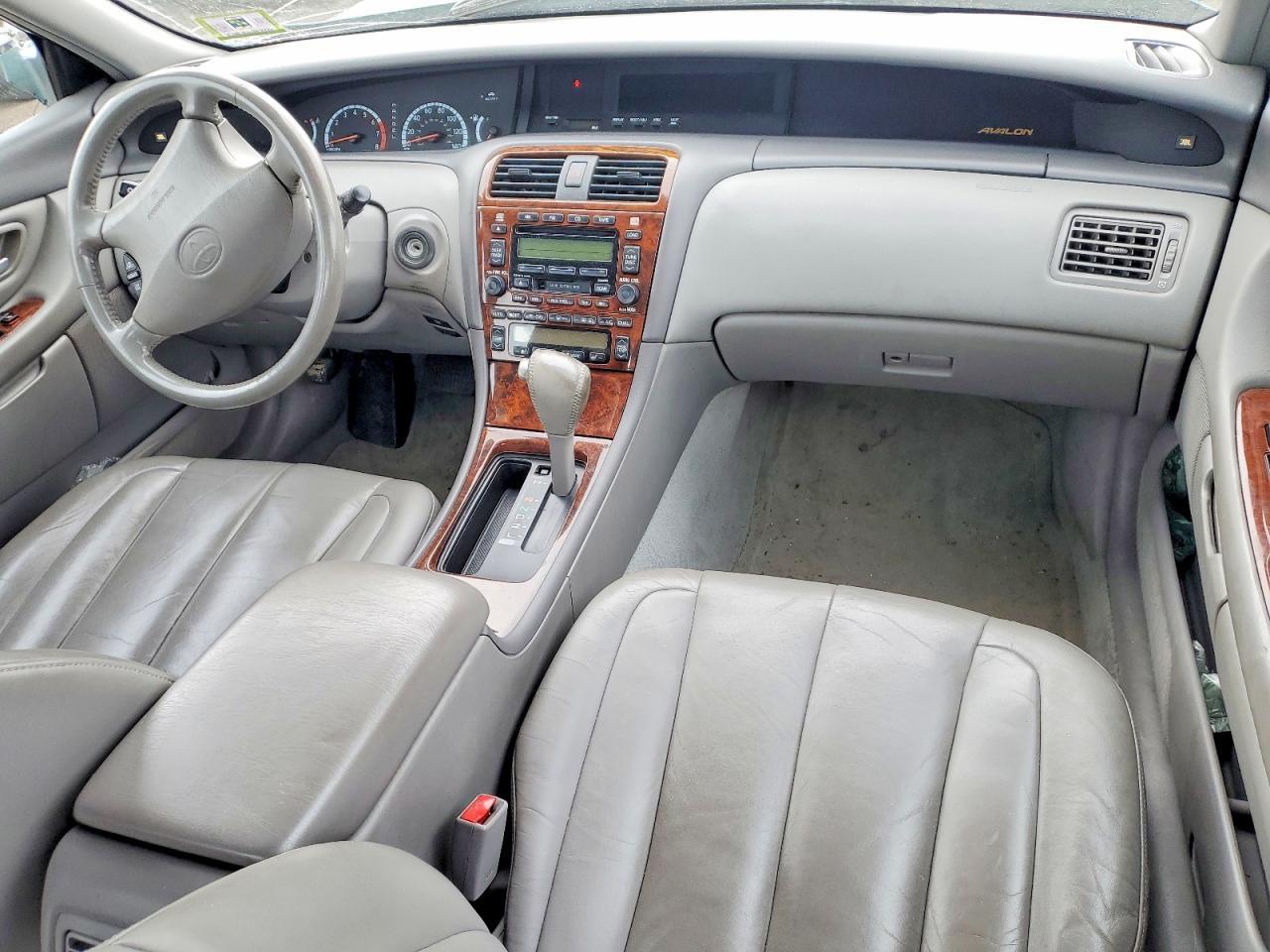 2001 TOYOTA Avalon