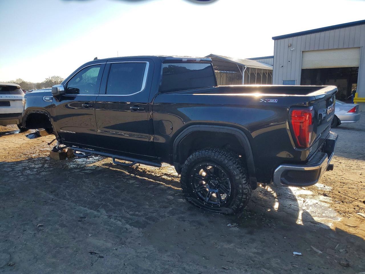 2021 GMC Sierra