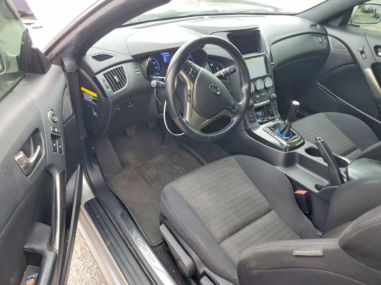 2013 HYUNDAI GENESIS