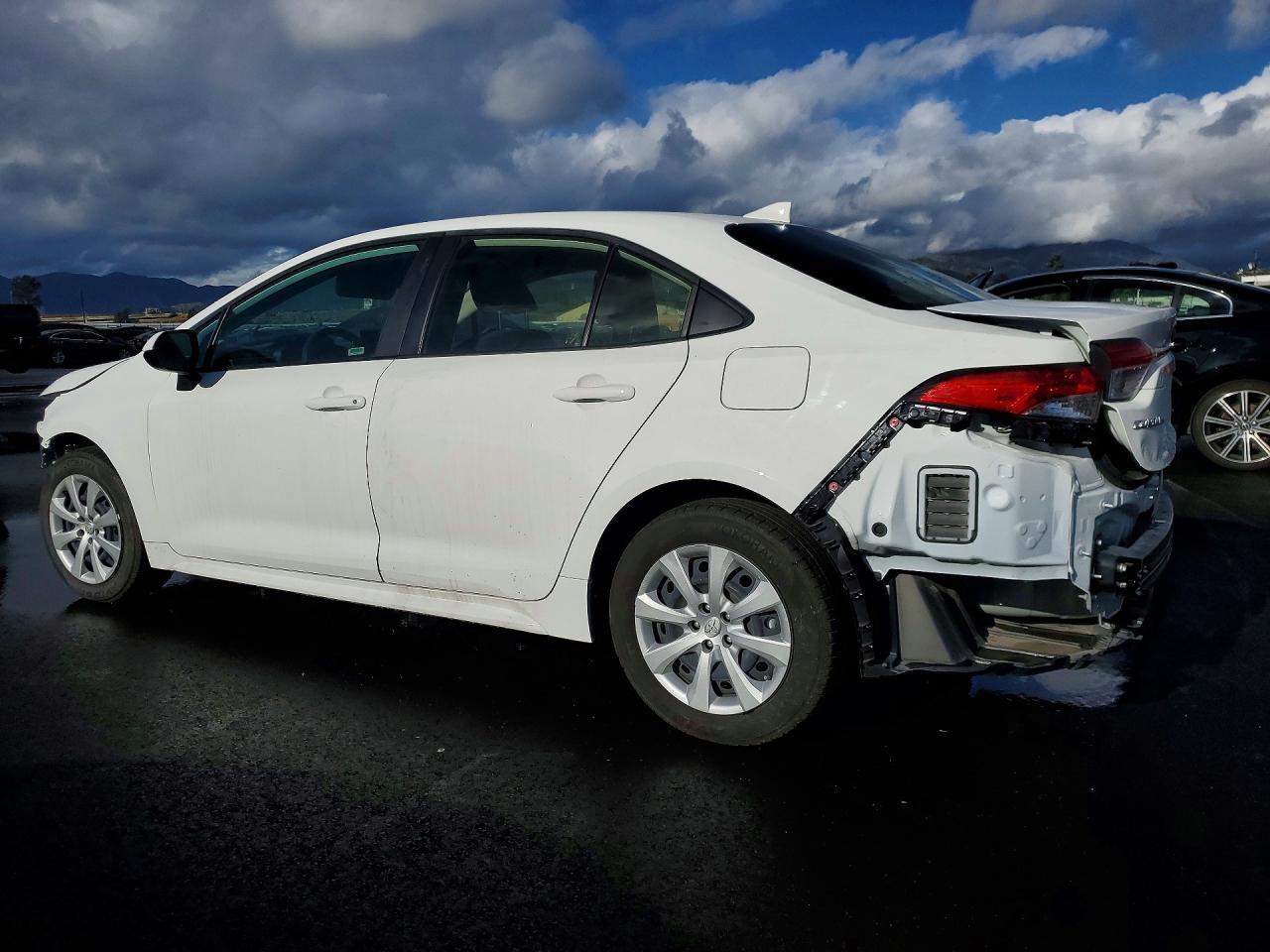 2024 TOYOTA COROLLA