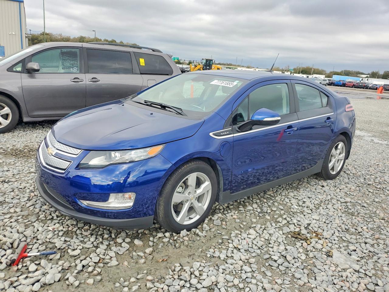 2013 CHEVROLET VOLT