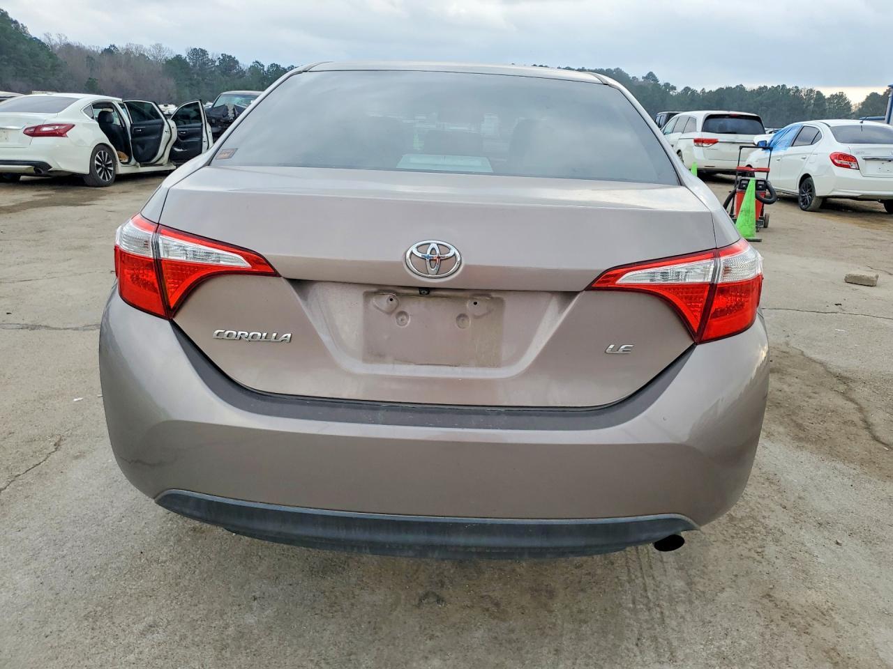 2015 TOYOTA COROLLA