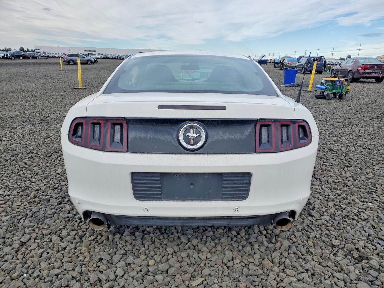 2013 FORD MUSTANG