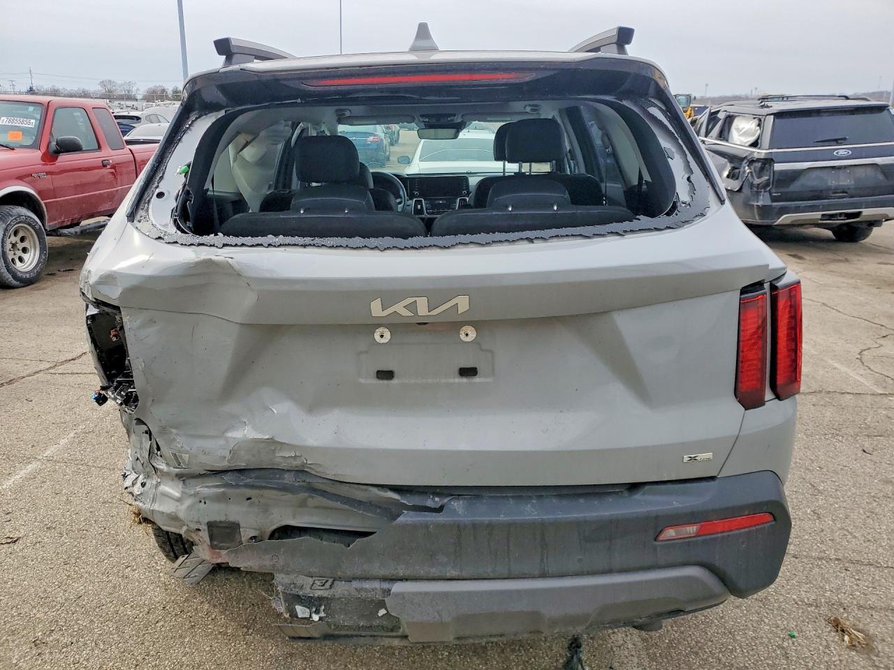 2023 KIA SORENTO