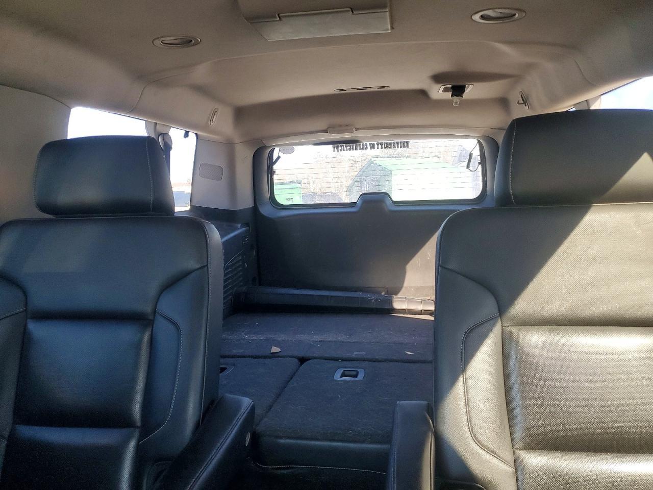 2015 CHEVROLET Suburban