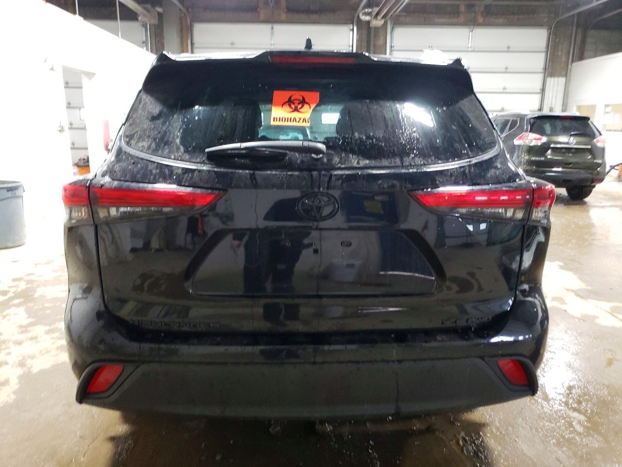 2022 TOYOTA HIGHLANDER