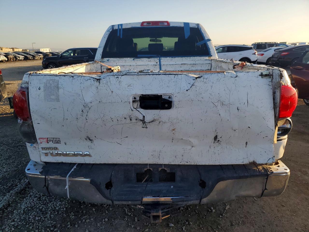 2008 TOYOTA TUNDRA