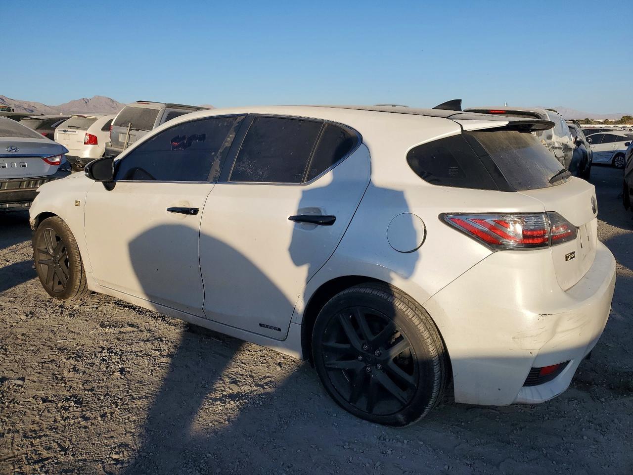2015 LEXUS CT 200