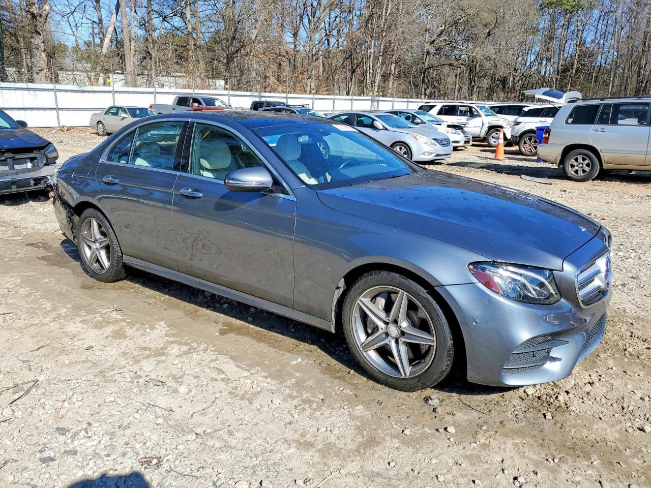 2017 MERCEDES-BENZ E-Class
