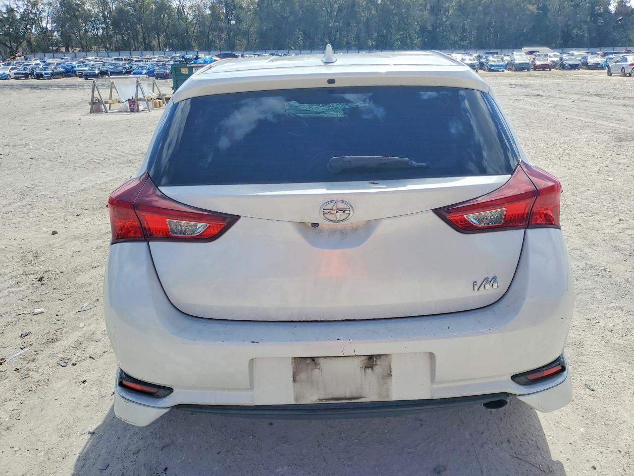 2016 SCION iM