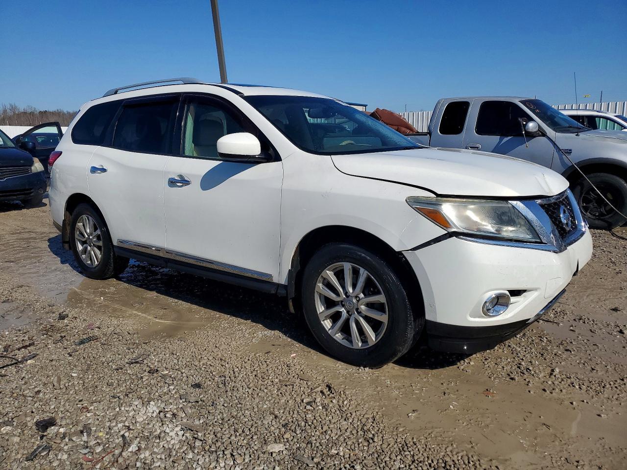 2013 NISSAN PATHFINDER