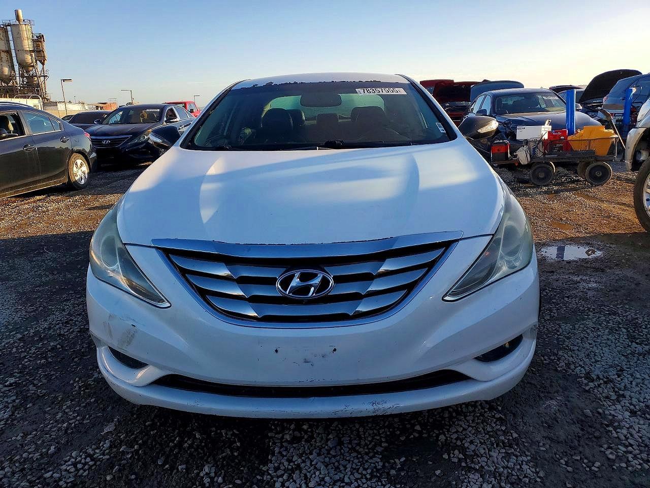 2011 HYUNDAI SONATA