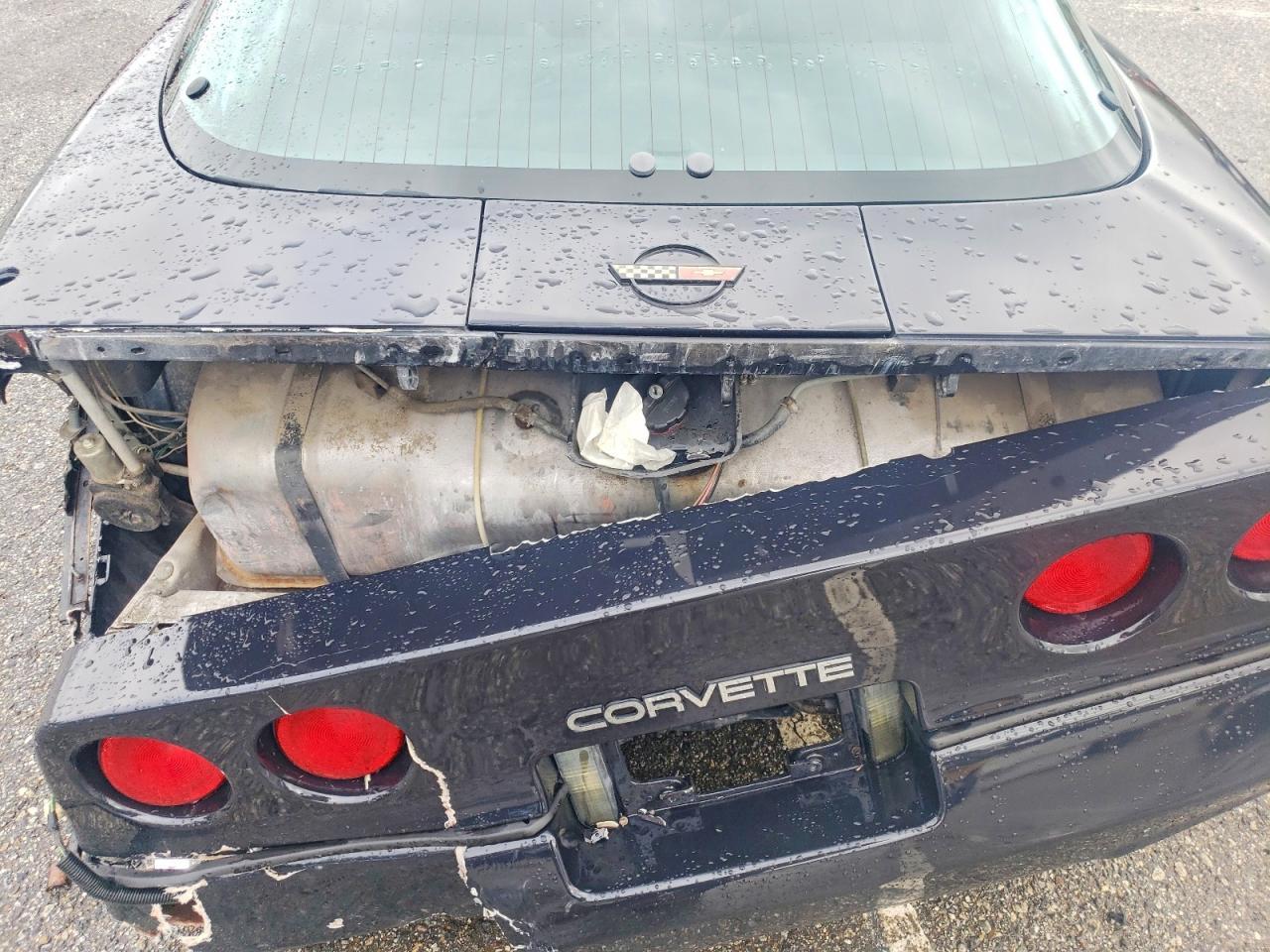1984 CHEVROLET CORVETTE