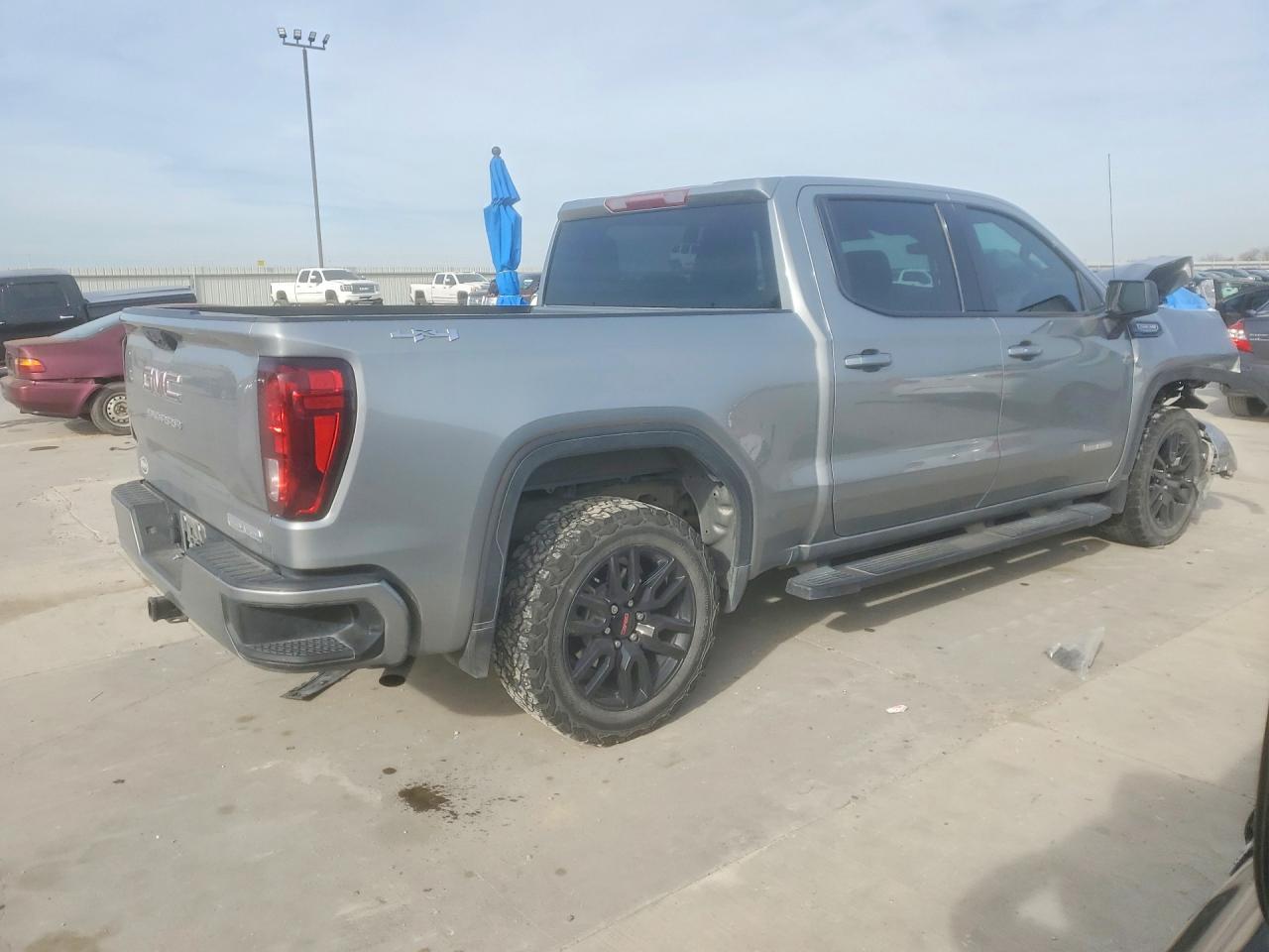 2024 GMC Sierra