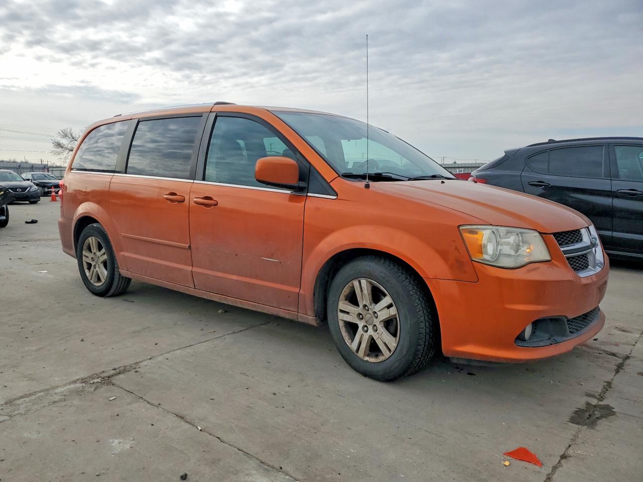 2011 DODGE GRAND CARAVAN