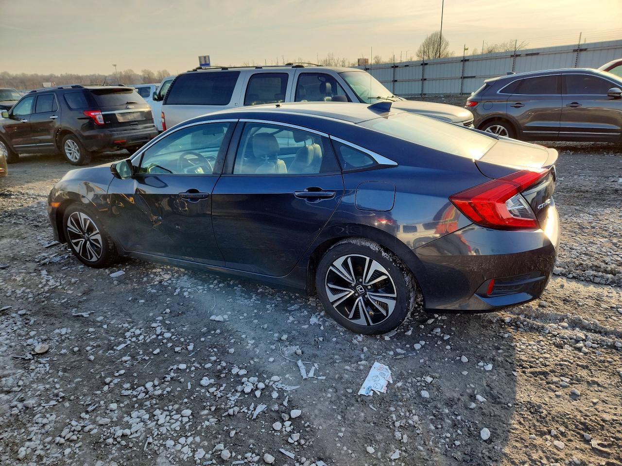 2016 HONDA CIVIC