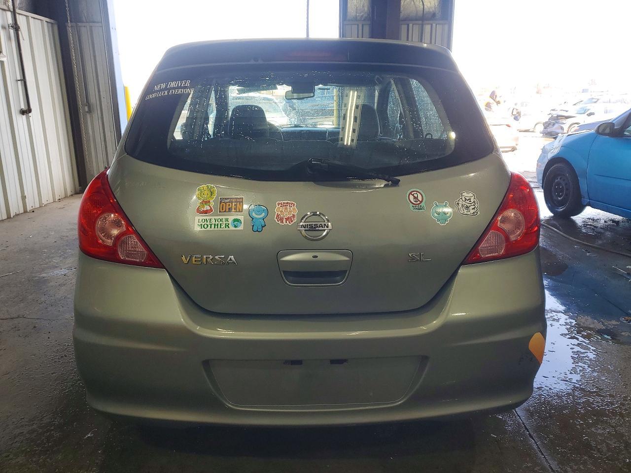 2012 NISSAN VERSA