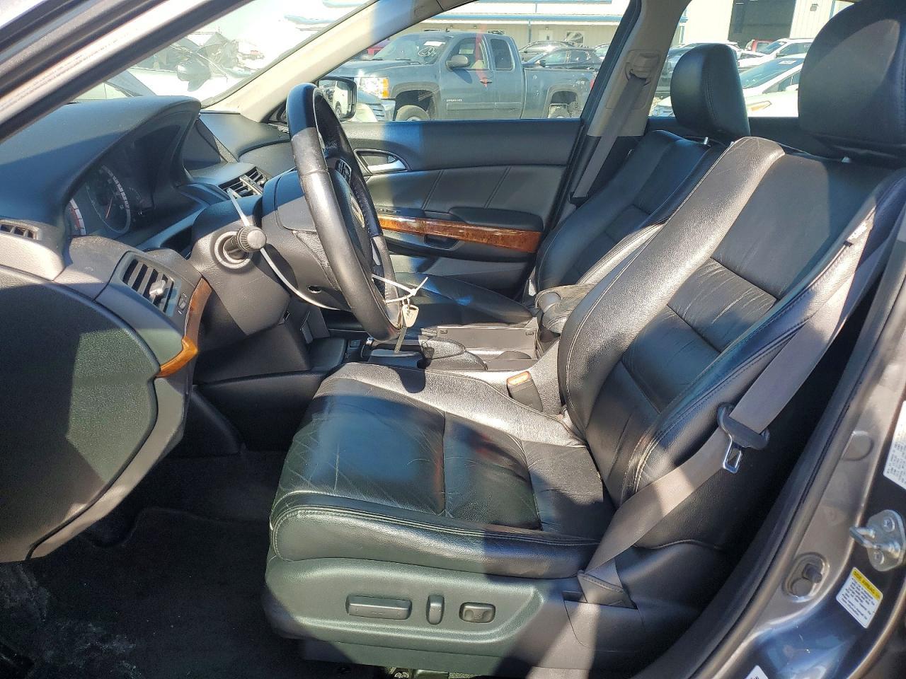 2011 HONDA ACCORD