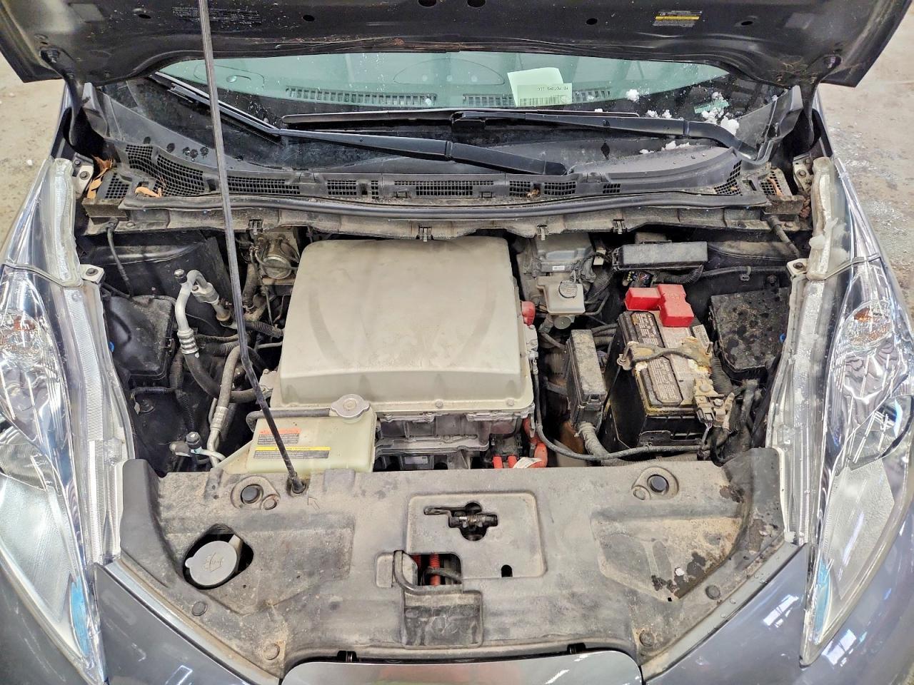 2017 NISSAN LEAF