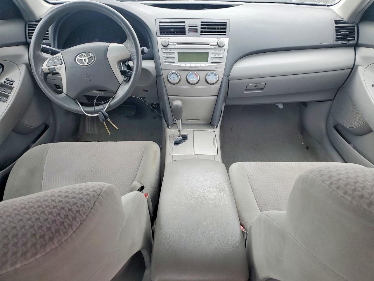 2011 TOYOTA CAMRY