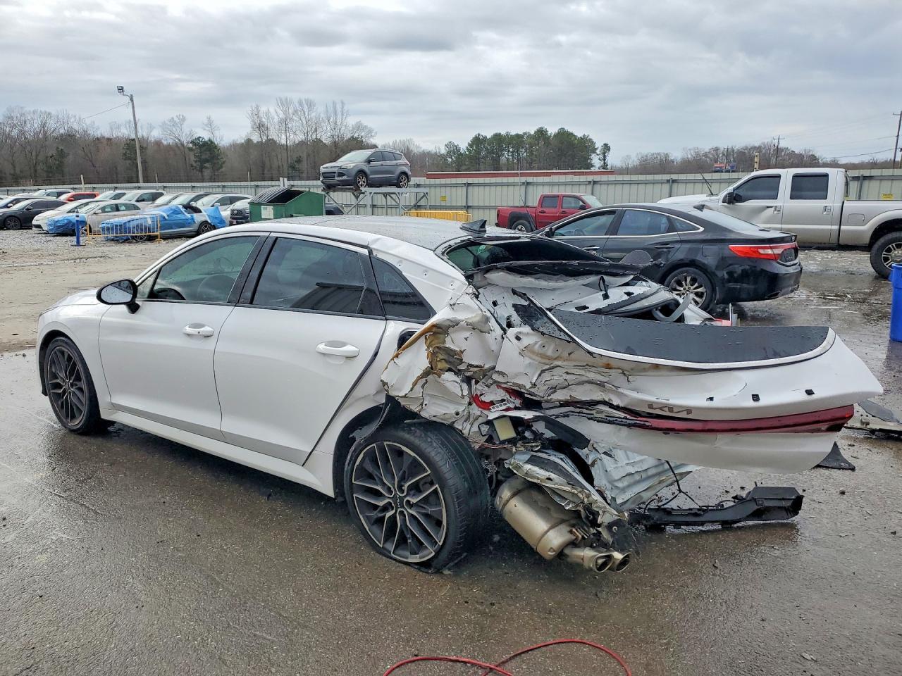 2023 KIA K5