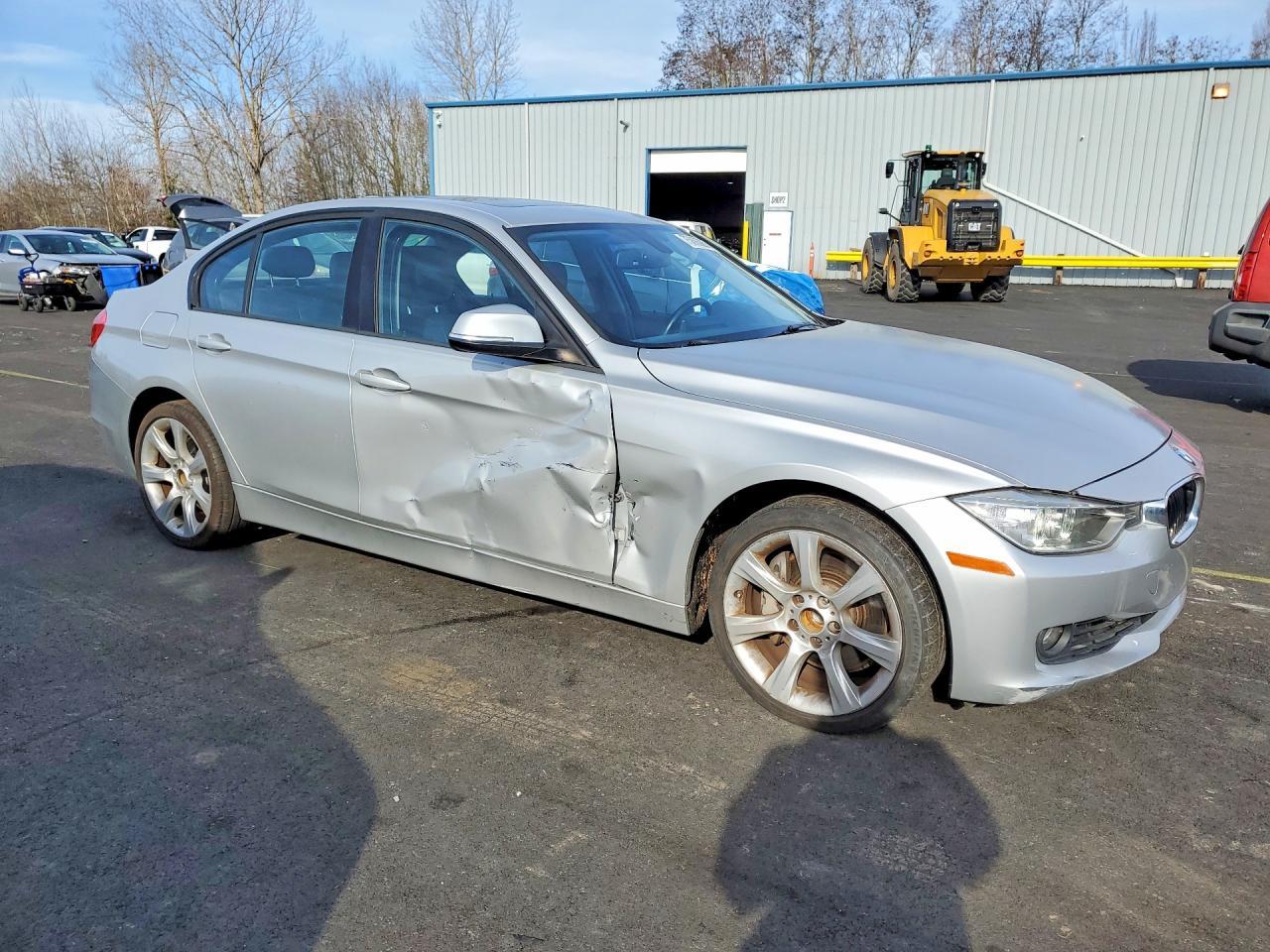 2013 BMW 3 SERIES