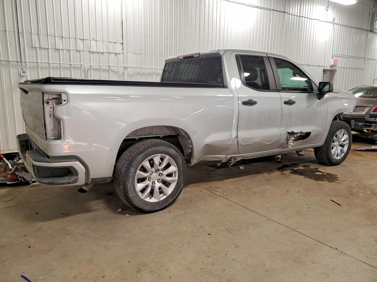 2021 CHEVROLET Silverado
