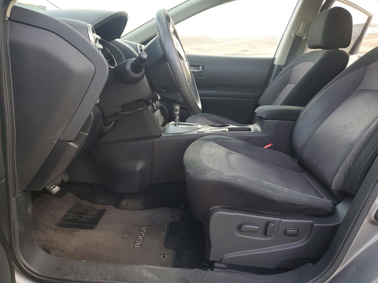 2013 NISSAN ROGUE