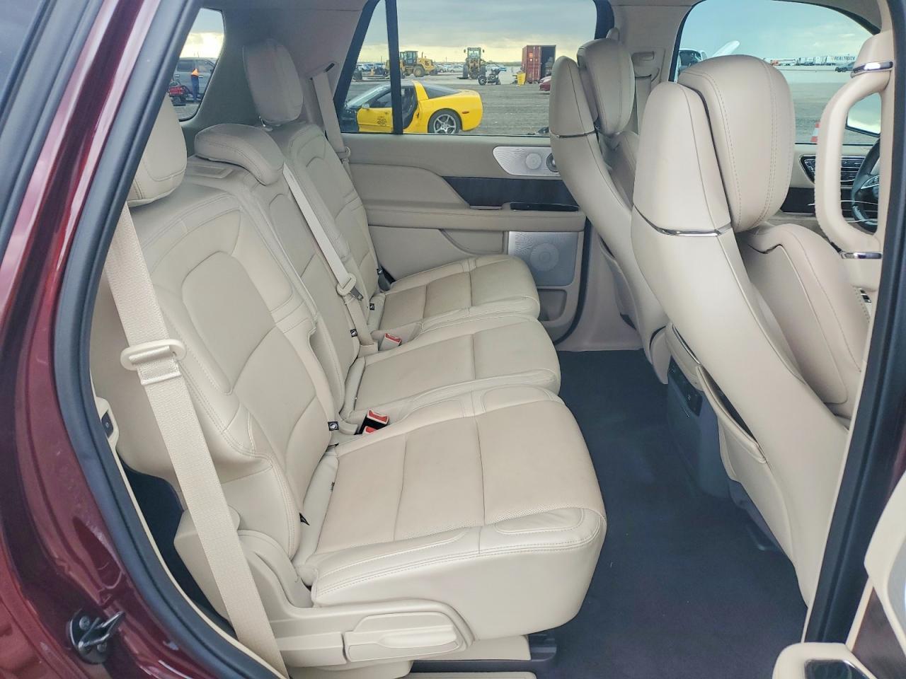 2021 LINCOLN Navigator
