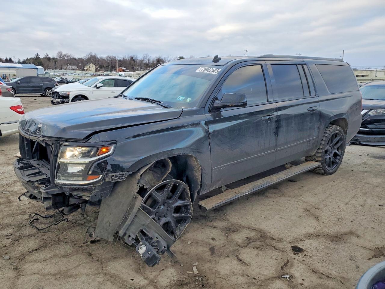 2015 CHEVROLET Suburban