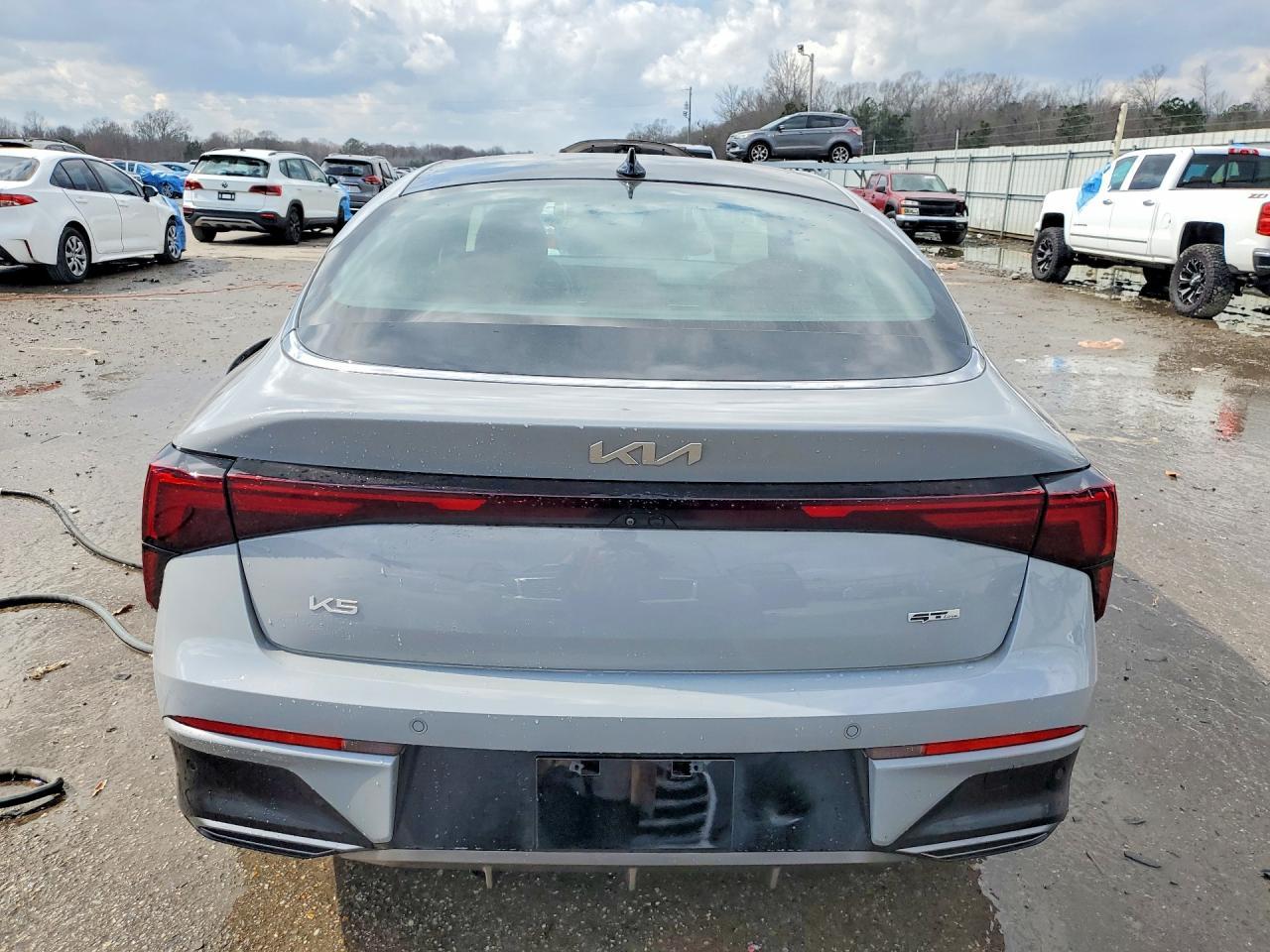 2025 KIA K5