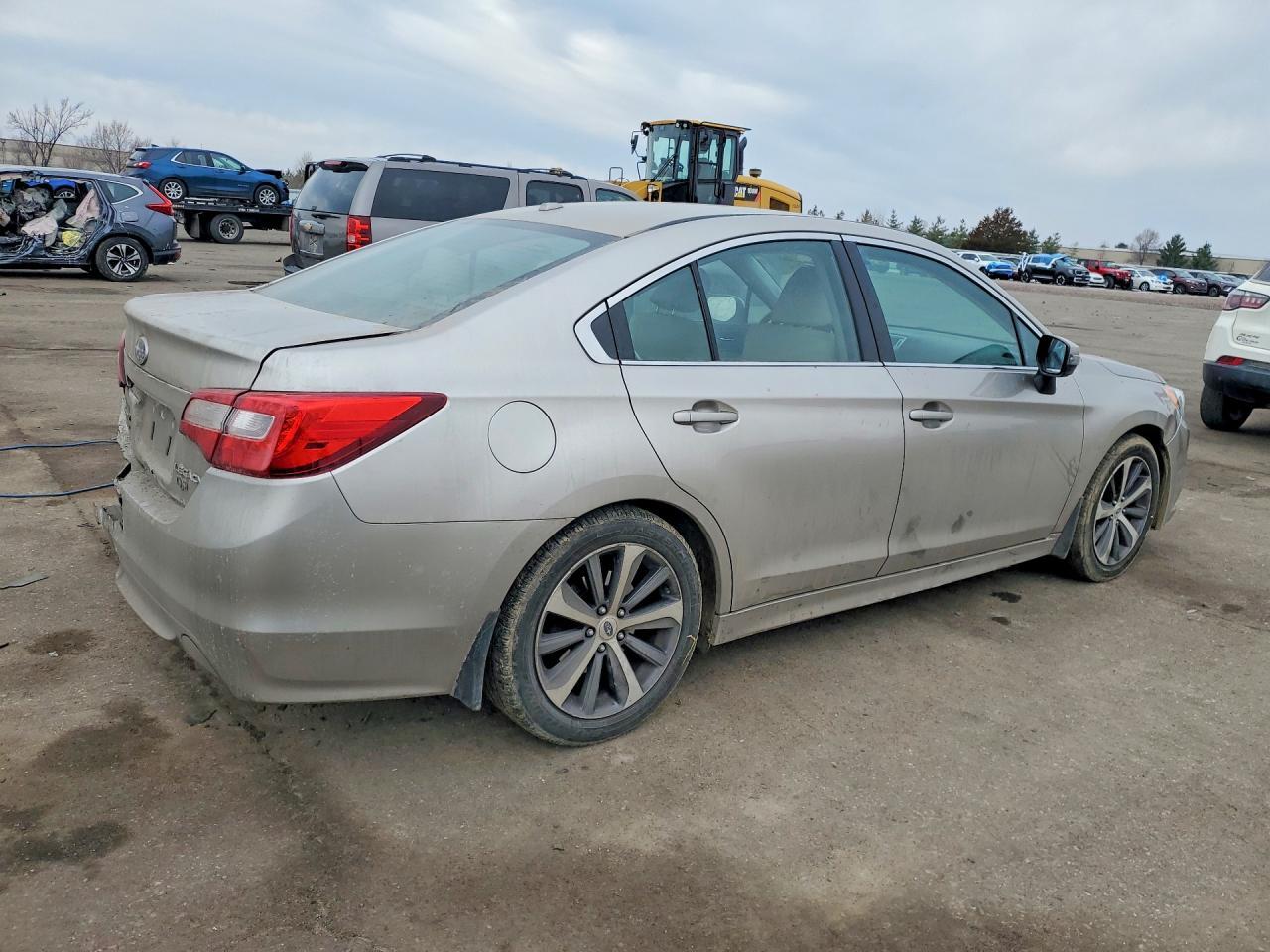 2015 SUBARU Legacy