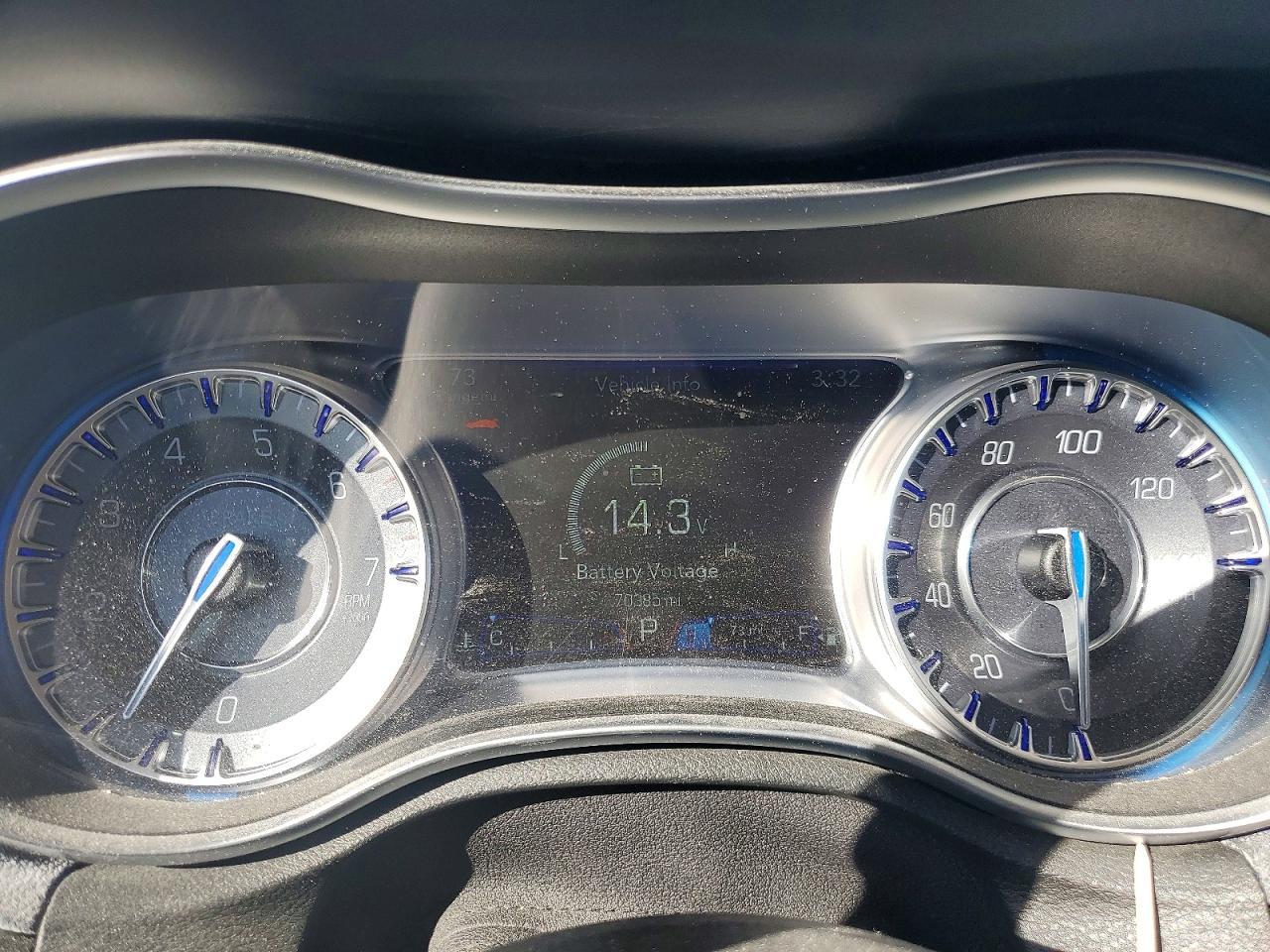 2016 CHRYSLER 300