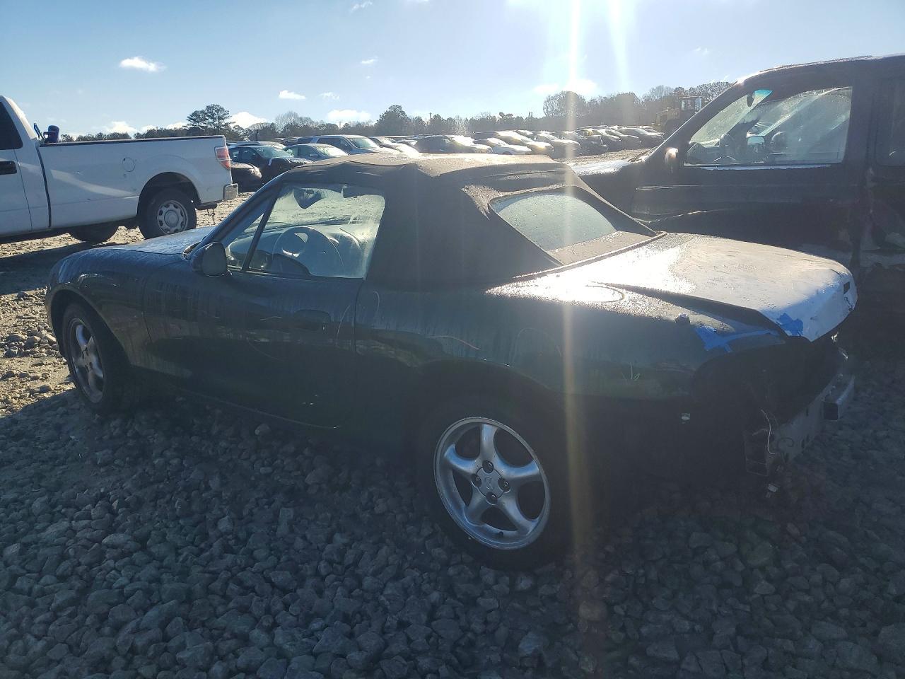 2001 MAZDA MX-5 Miata