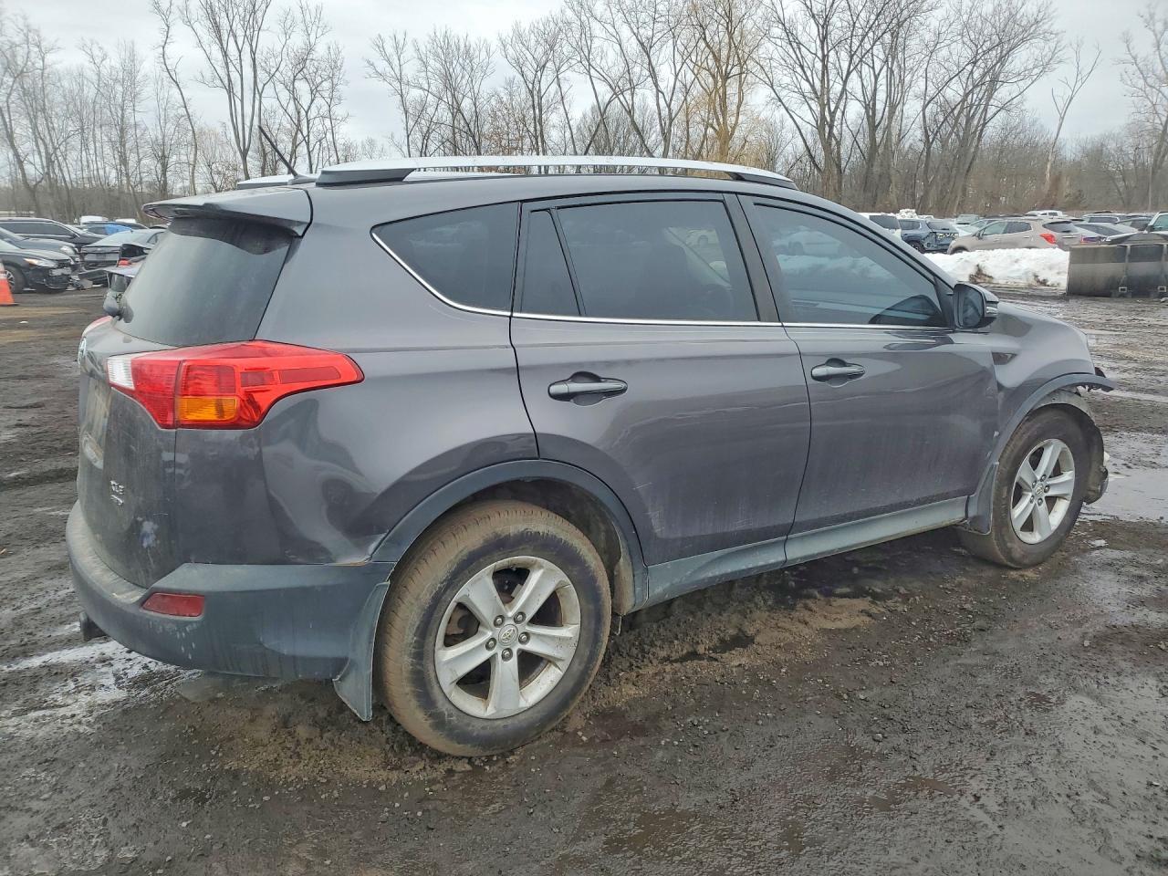 2014 TOYOTA RAV4