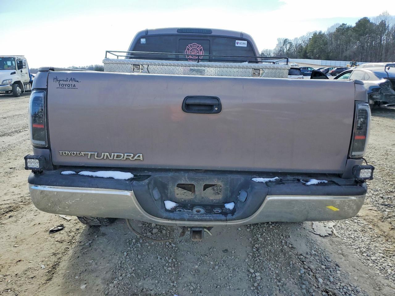 2002 TOYOTA TUNDRA