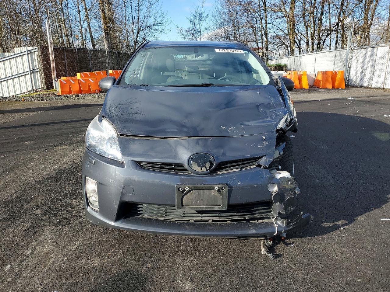 2011 TOYOTA PRIUS