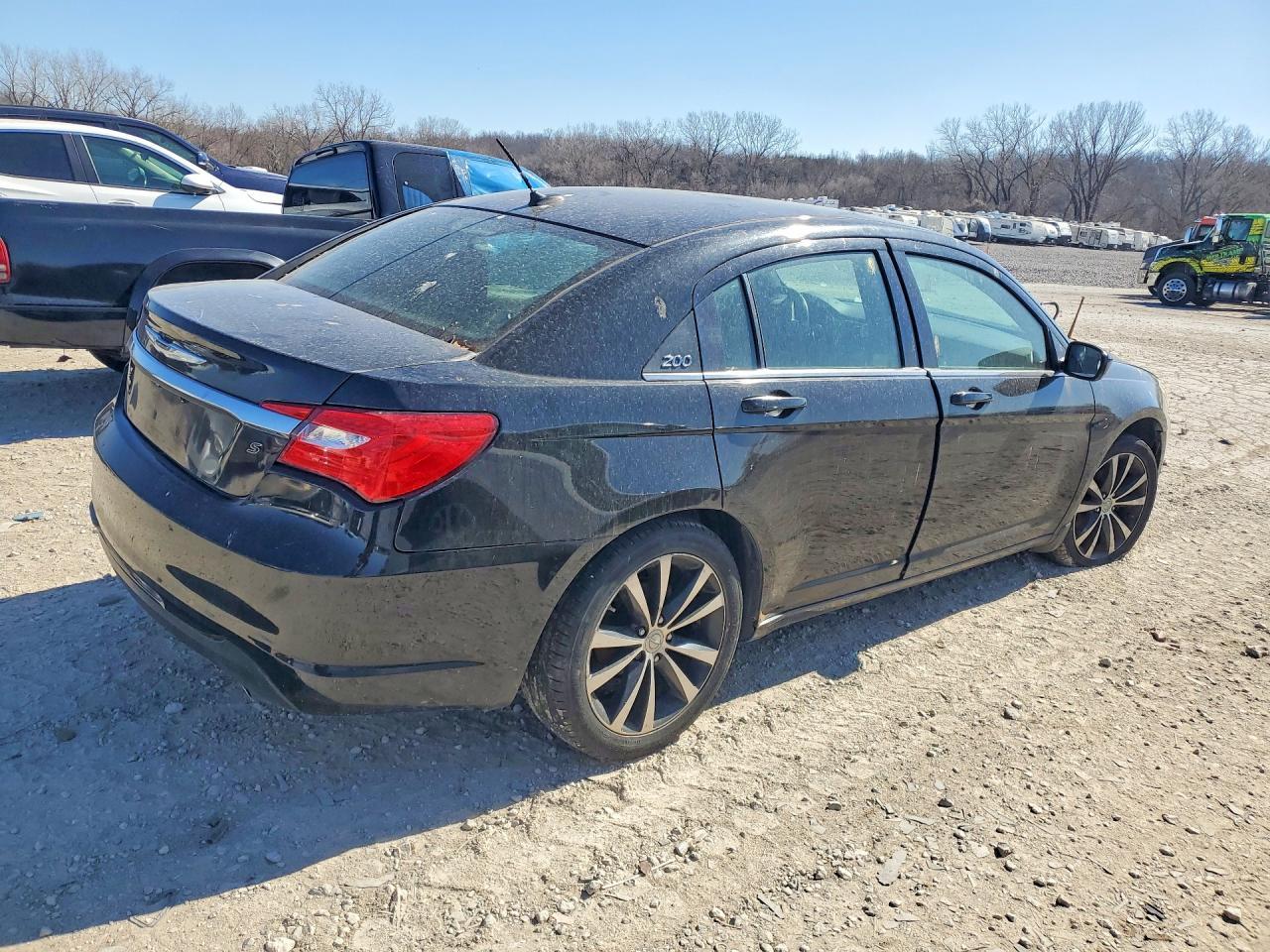 2014 CHRYSLER 200