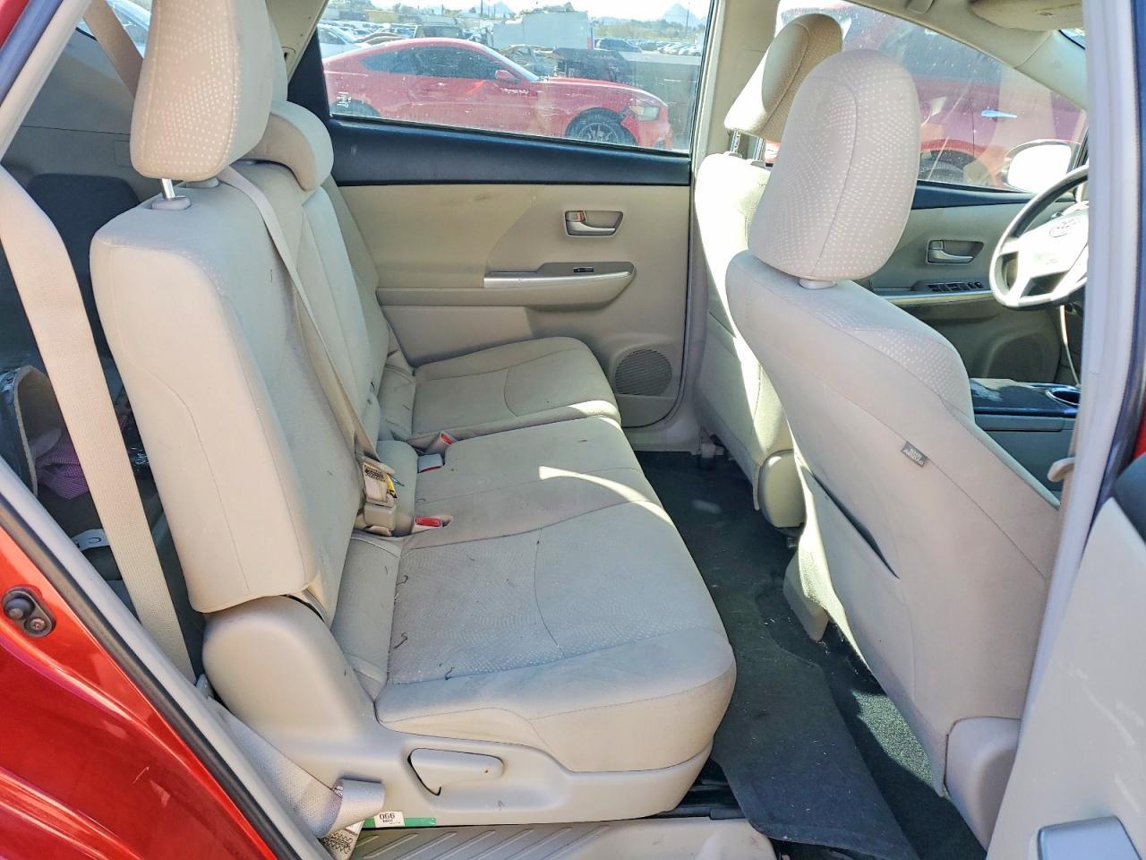2013 TOYOTA PRIUS V