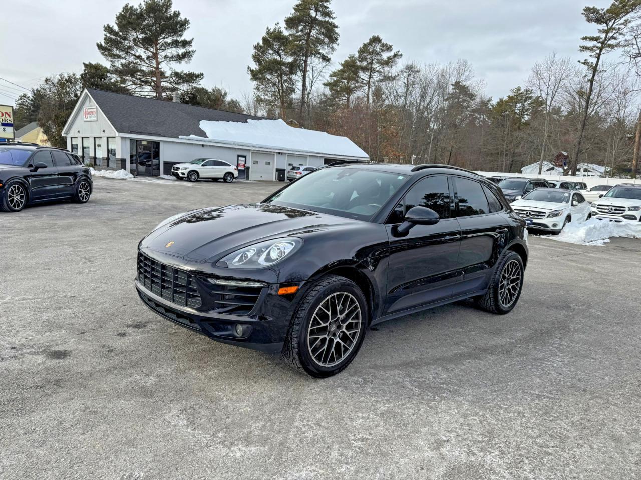 2018 PORSCHE Macan