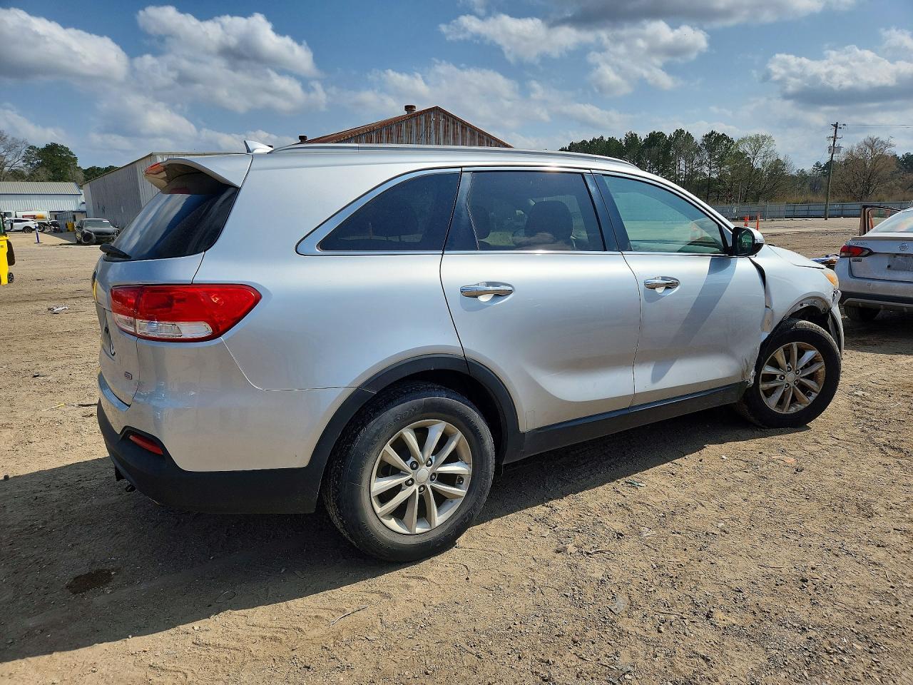 2016 KIA SORENTO
