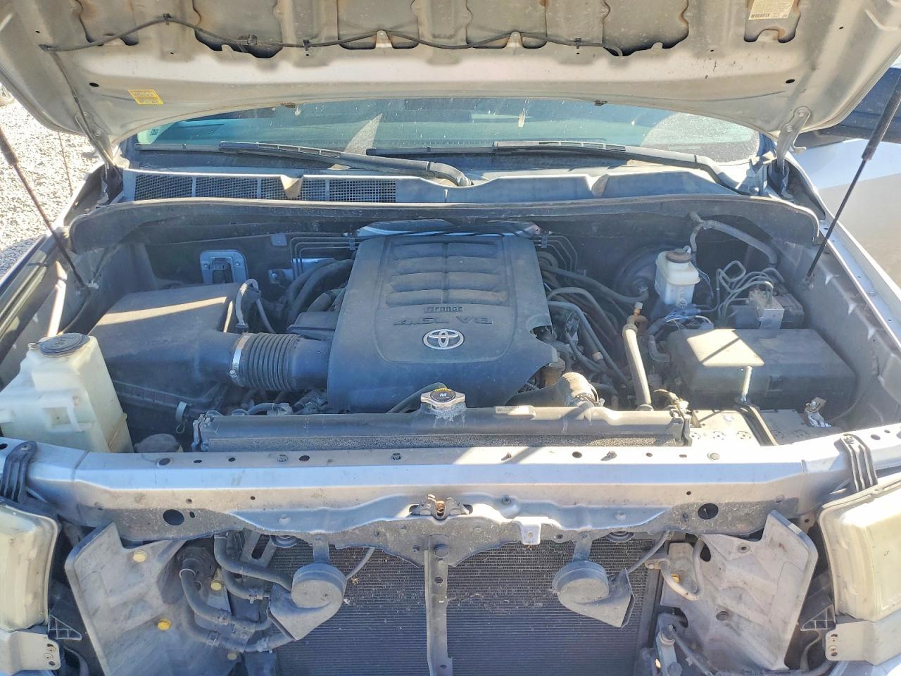 2012 TOYOTA TUNDRA