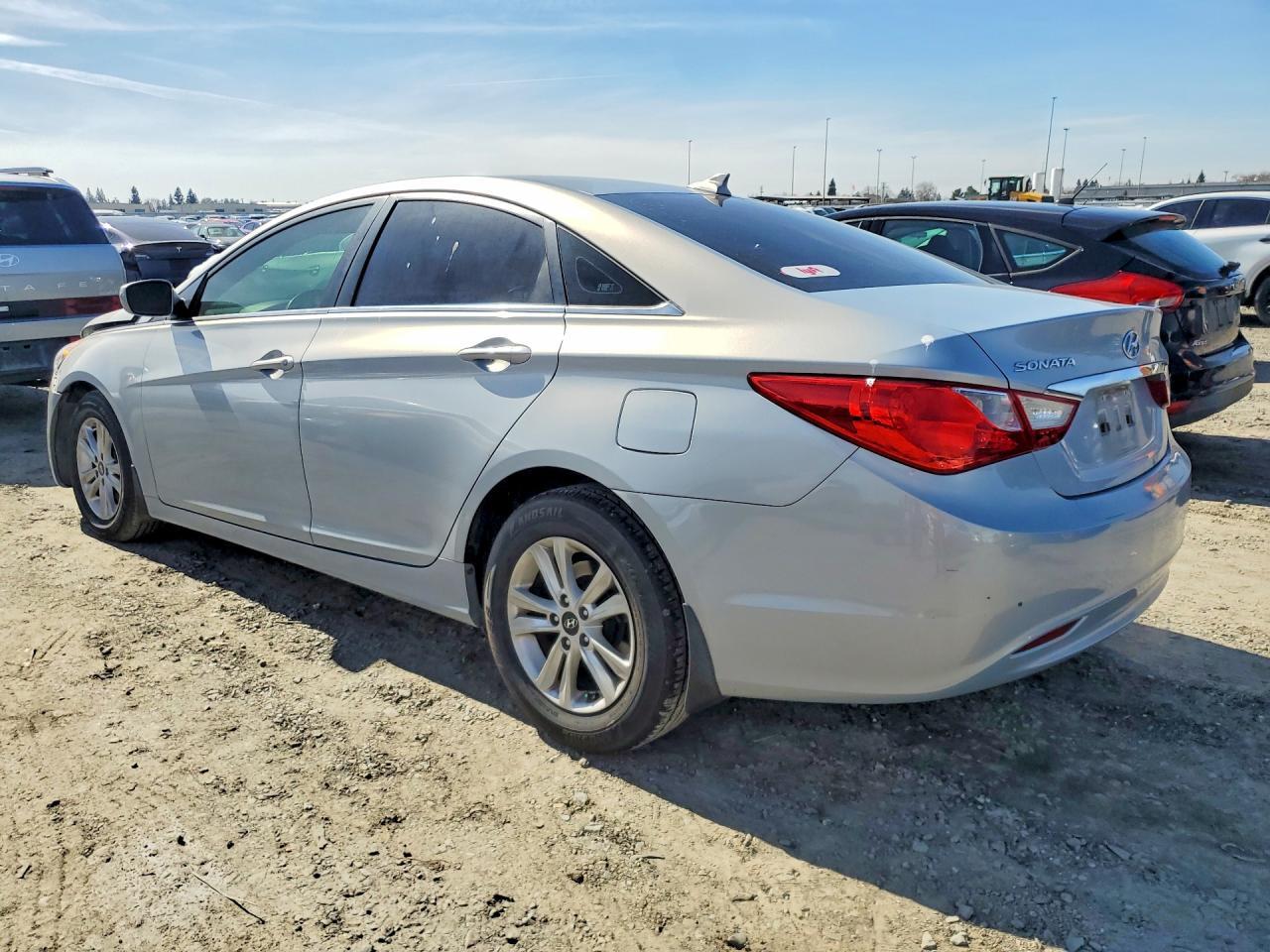 2013 HYUNDAI SONATA