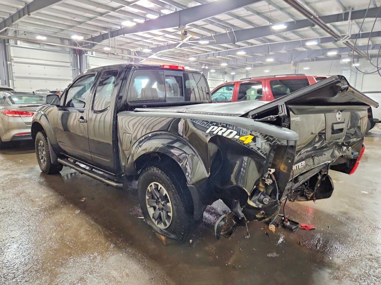 2017 NISSAN Frontier