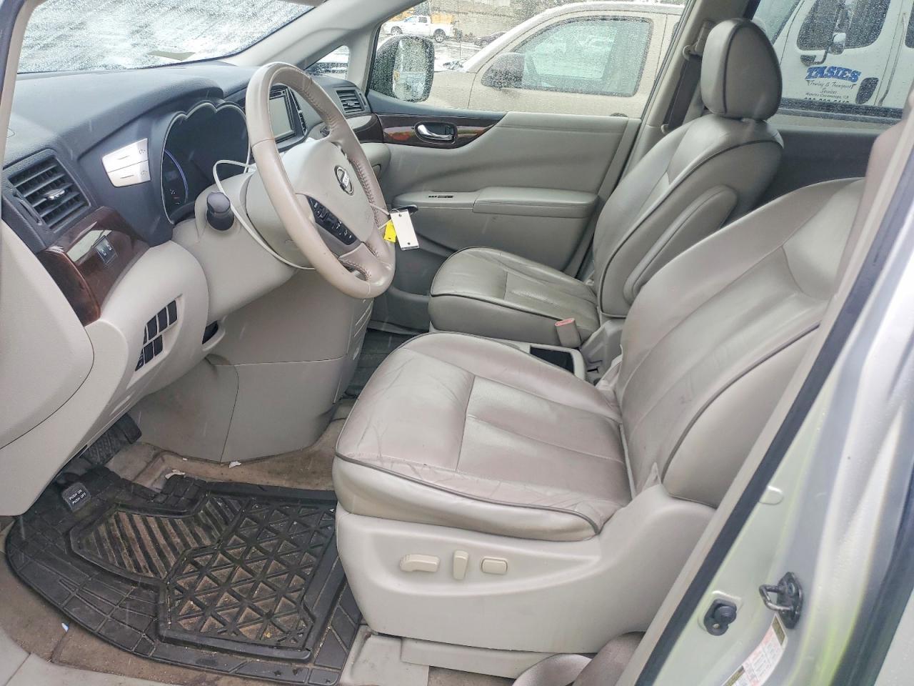 2012 NISSAN Quest