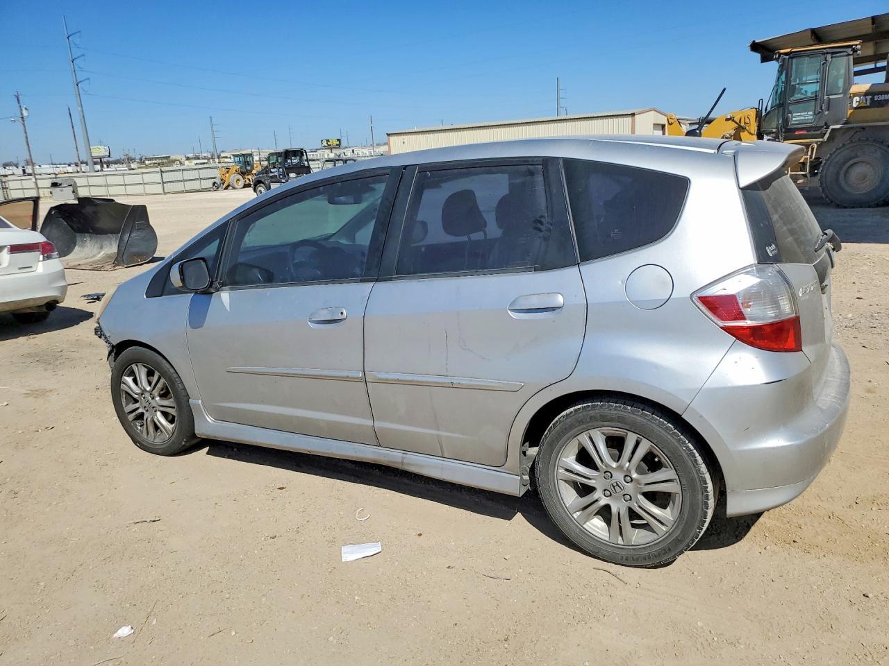 2011 HONDA FIT